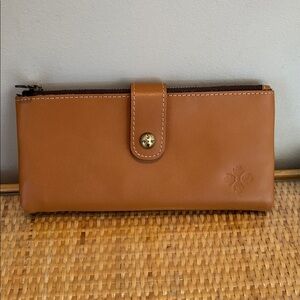 Patricia Nash Meadow Wristlet leather Wallet NEW without tags!!